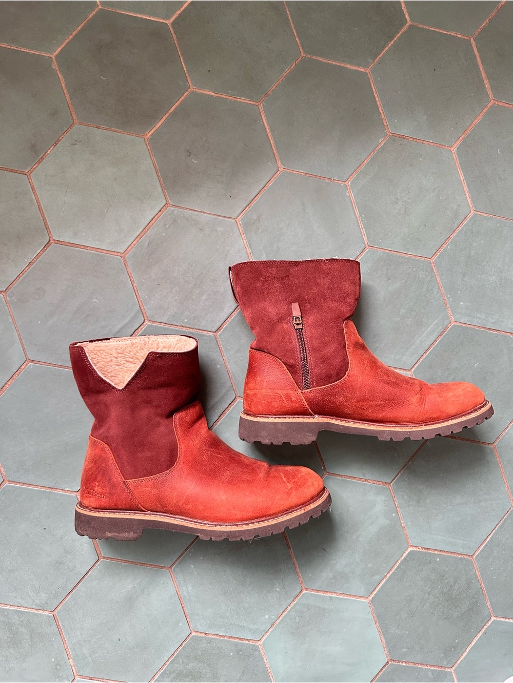 L.L. Bean Rugged Cozy Leather/Suede fleece-lined boots red 9